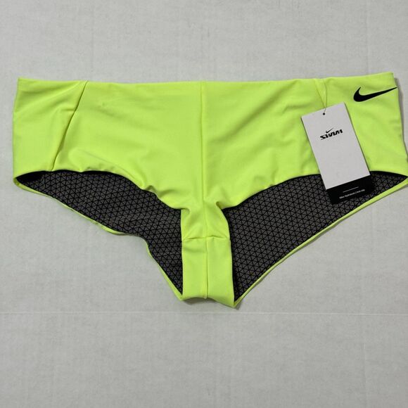 Nike NWT Sz XL Volt Glow Hydralock Fusion Women's Cheeky Kick Short - Picture 5 of 7